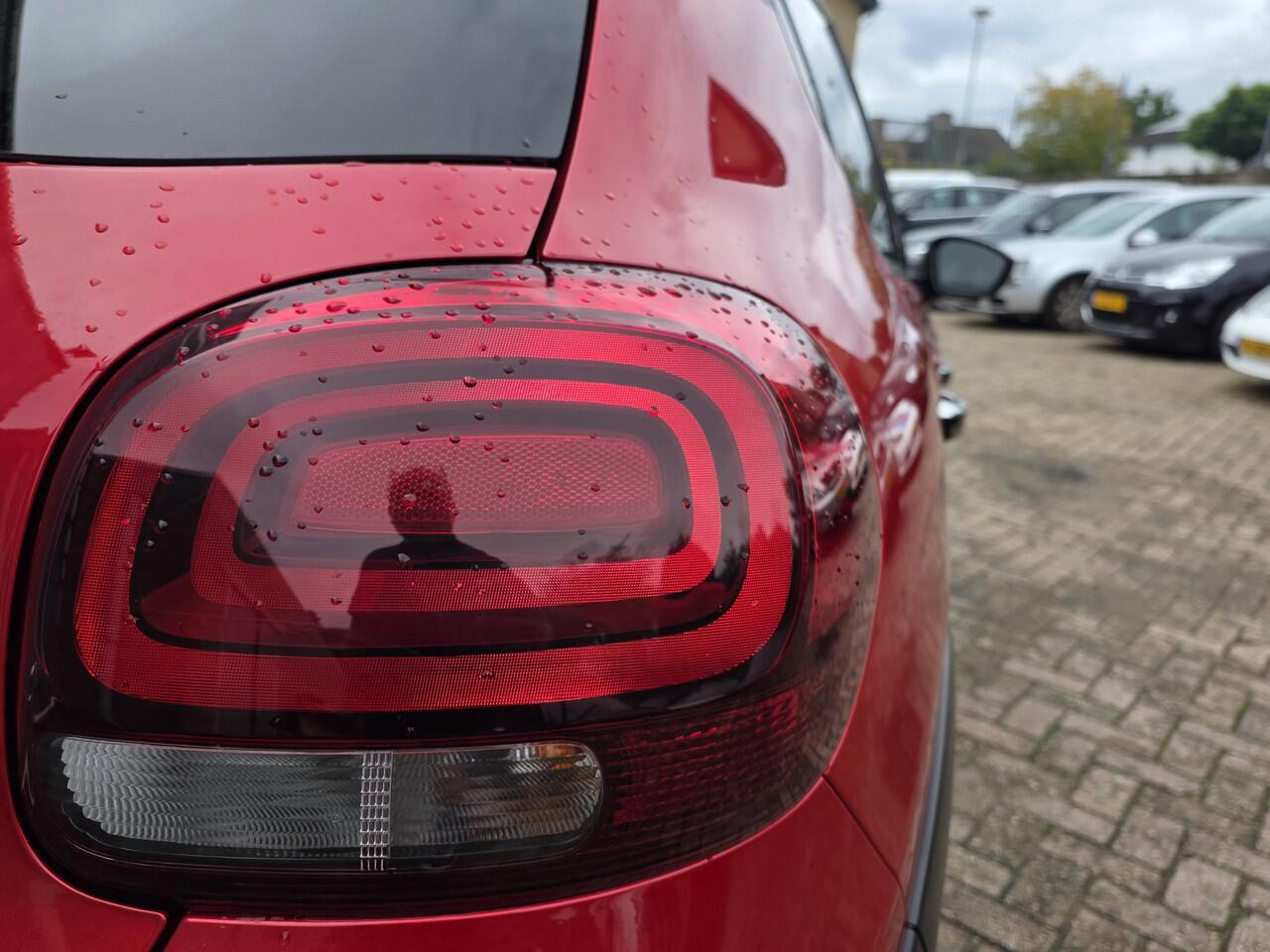 Citroen C3 1.2 PureTech Feel Edition NAVI TEL LM PDC CC