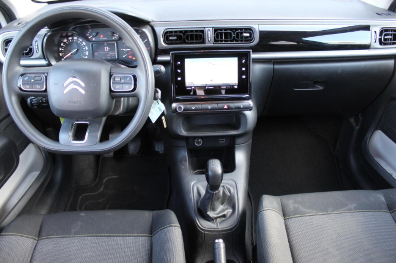 Citroen C3 1.2 PureTech Feel Nieuwe Distributie! BJ 31-12-20! Climatecontrol, Navi, DAB, Carplay, Lichtsensor,Regensensor