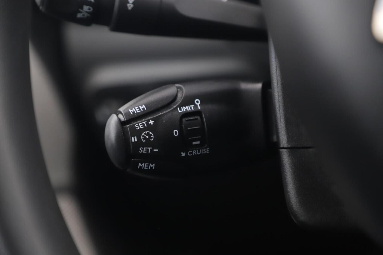 Citroen C3 1.2 PureTech Feel NIEUWE DB RIEM Navigatie Carplay Android Clima Cruise Rijstrooksensor Parkeersensor All Season Banden