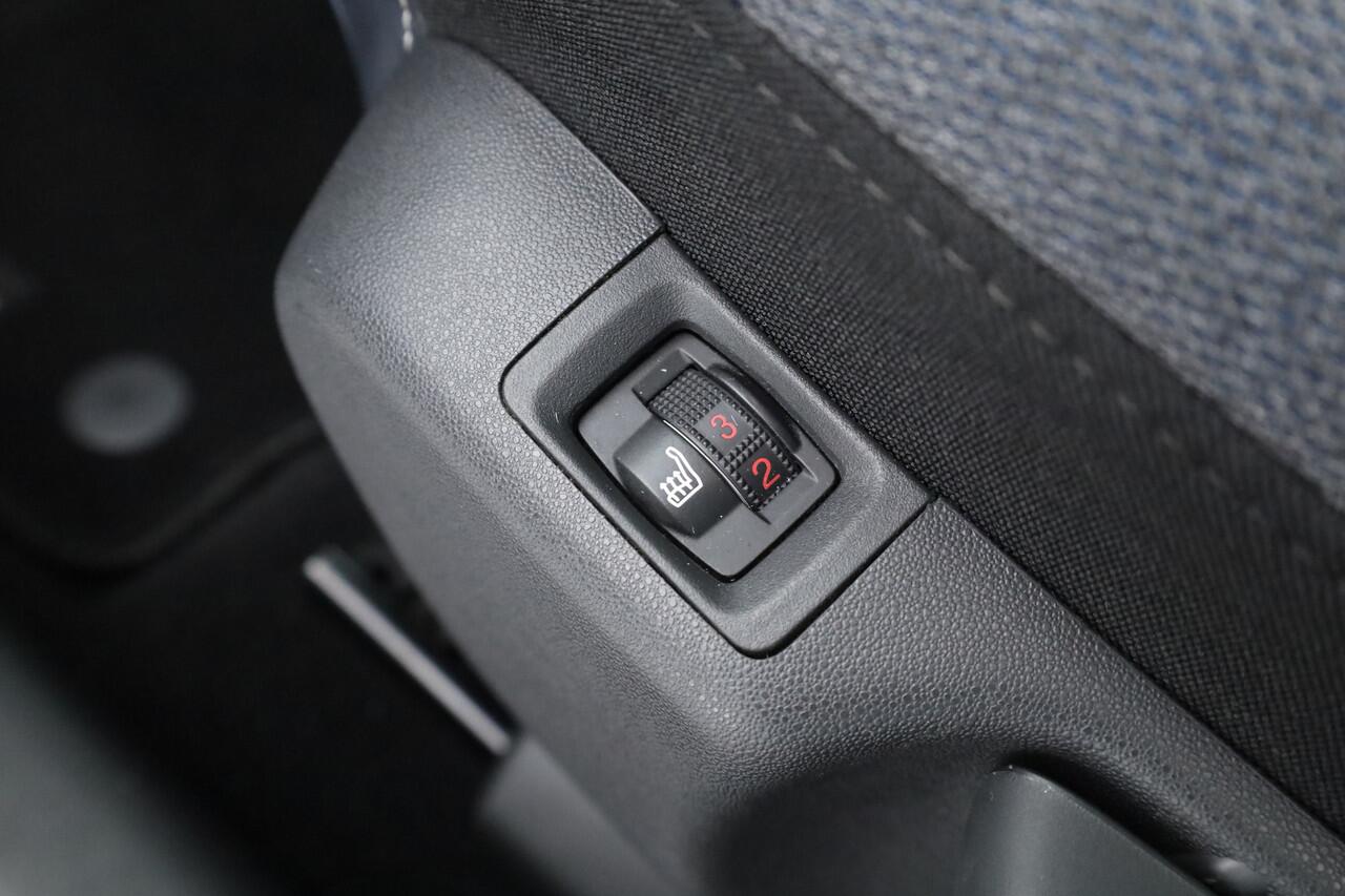 Citroen C3 Aircross 1.2 PureTech Shine Pack Business | Aut. | Pano | Apple CarPlay | Stoelverw. | Camera | Navi | 17''