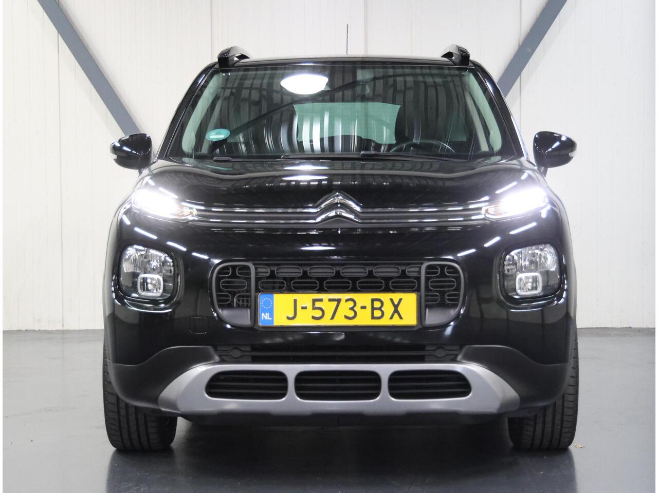 Citroen C3 Aircross 1.2 110PK S&S Business | AppleCarplay/AndroidAuto | Armsteun | Navigatie | Climate Control | Cruise Control | Bluetooth | LED Dagrijverlichting | Isofix | Privacy Glass | Parkeersensoren |