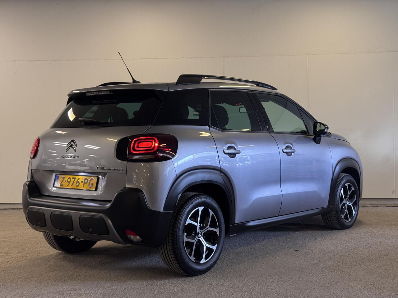 Citroen C3 Aircross 1.2 PureTech Plus | 16 inch lichtmetalen velgen | Climate control | Parkeersensoren | Cruise control | Lederen stuur | Collison warning |