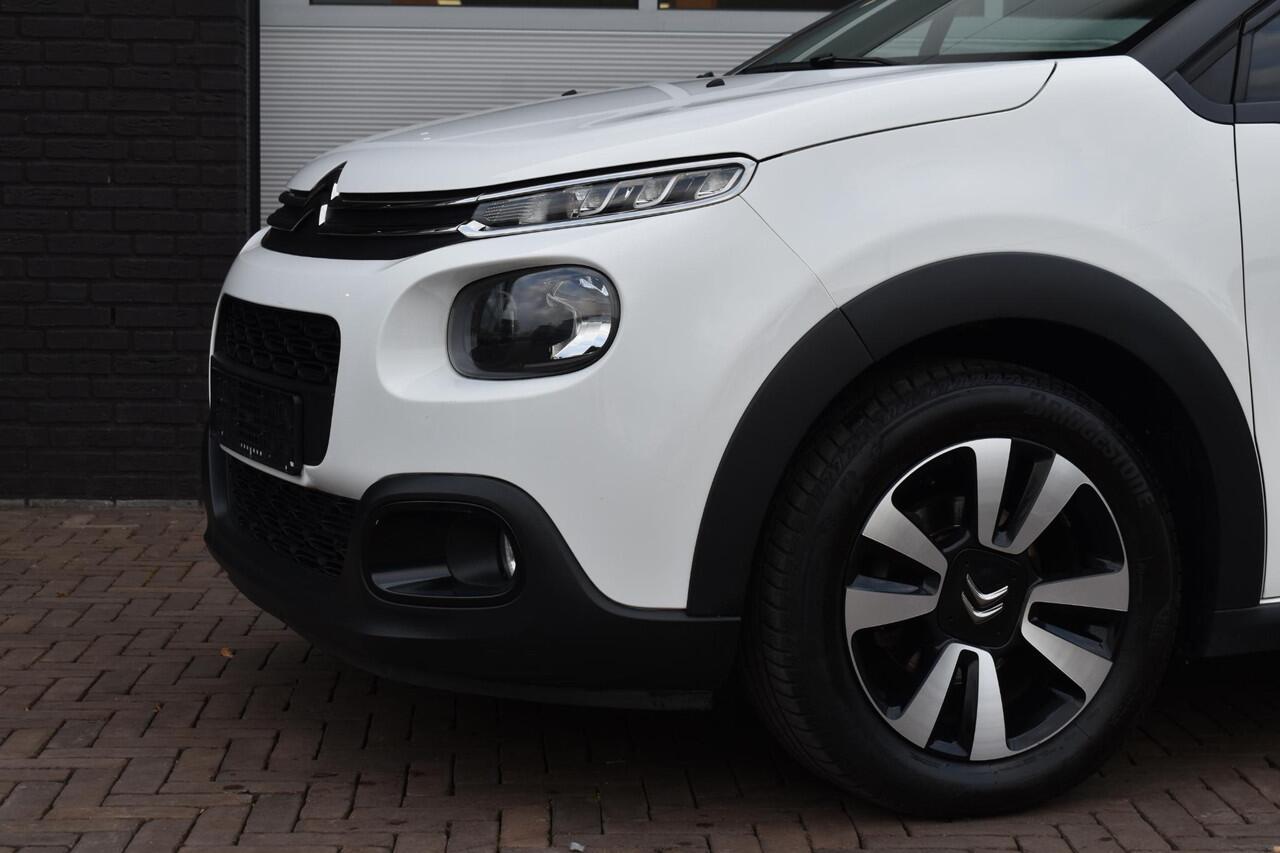 Citroen C3 1.2 PureTech S&S 110 PK Aut. Shine | Panodak | Carplay | Stoelverw. | Incl. garantie