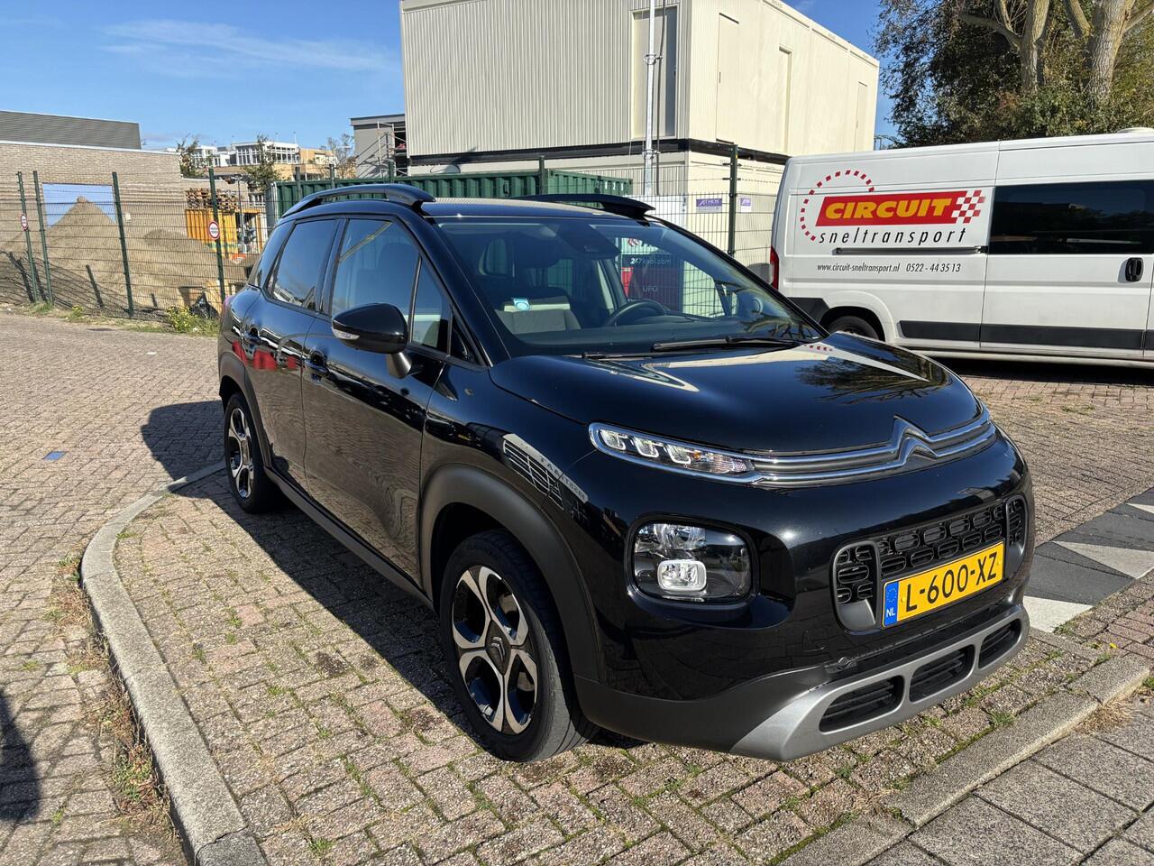 Citroen C3 Aircross 1.2 PureTech Shine / ALL-IN RIJKLAARPRIJS /Navi/Camera/Apple Car Play/Trekhaak/17"Velgen