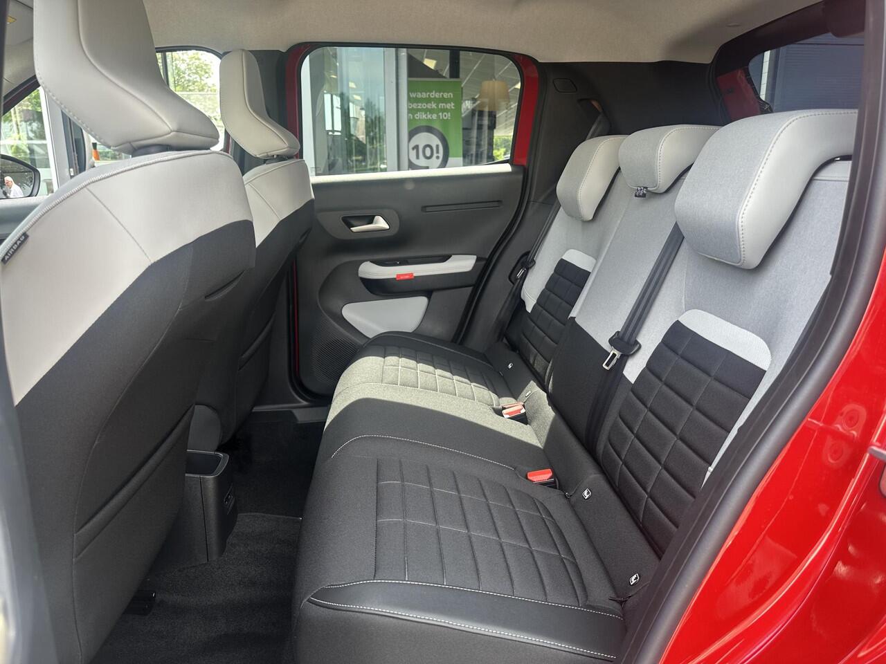 Citroen C3 1.2 Turbo 100pk Max | Comfort Stoelen | Apple Carplay/Android Auto | Parkeercamera/-sensoren | Full LED | DAB | Cruise Control | Climate Control | Draadloze telefoonlader |