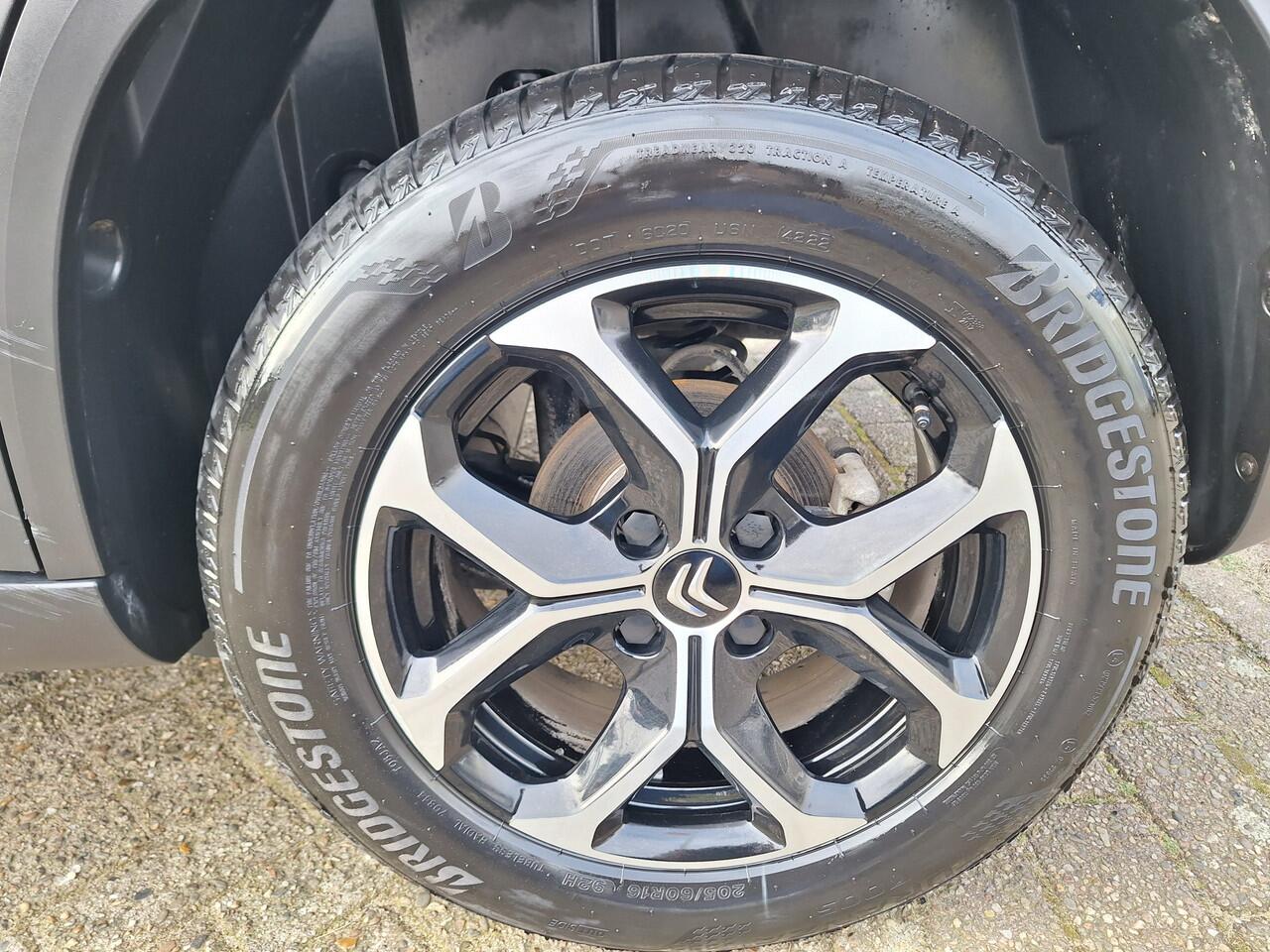 Citroen C3 Aircross 1.2 PureTech Shine 15x op voorraad