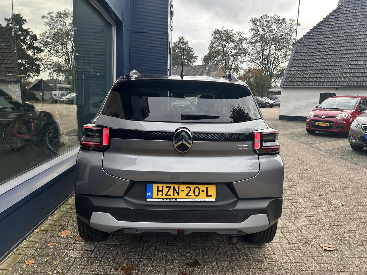 Citroen C3 1.2 Turbo 100pk Max | ¤ 3.000 VOORRAAD VOORDEEL | Nieuwe Auto | Navigatie | Parkeer Camera + Sensoren achterzijde | Lichtmetalen Velgen | Hoge zitpositie | LED Verlichting | Climate control | Cruise control | DAB+ Radio |