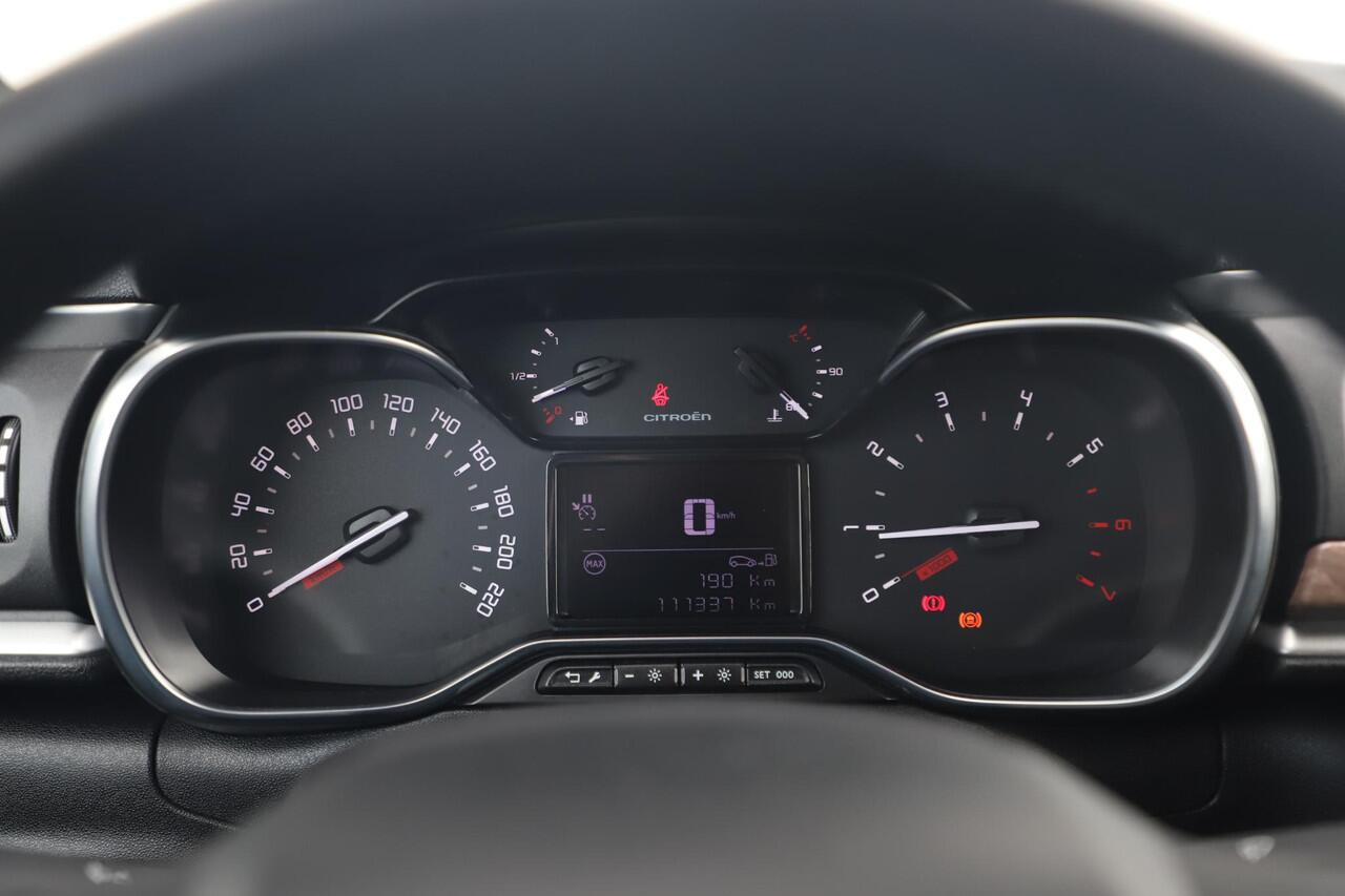 Citroen C3 1.2 PureTech Shine Navigatie Achteruitrijcamera 17 inch LMV Carplay Android Clima Cruise Rijstrooksensor