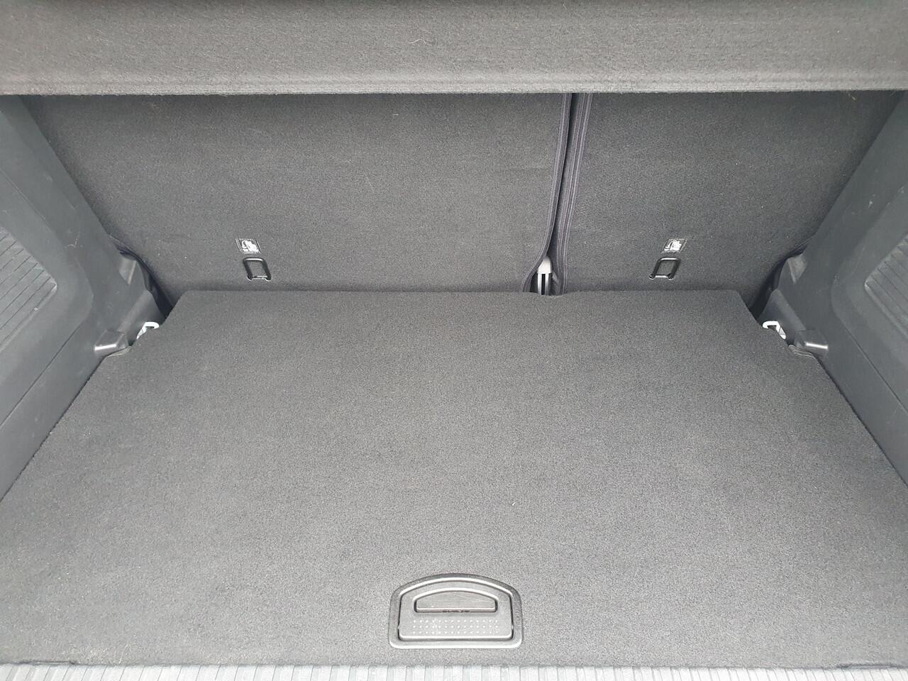 Citroen C3 Aircross 1.2 PureTech Shine NAVI/CRUISE/AIRCO/LMV