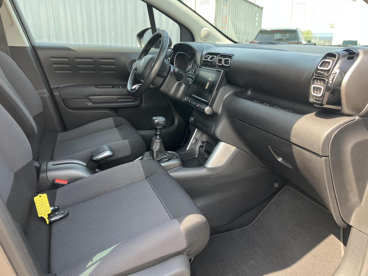 Citroen C3 Aircross 1.2 PT 110 SHINE CAMERA/NAVI/KEYLESS ENTRY