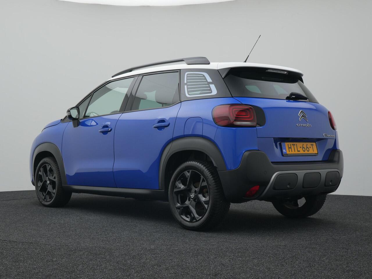 Citroen C3 Aircross 1.2 PureTech Shine Pack | Achteruitrijcamera | 17 inch lichtmetalen velgen | Donker getint glas achter | Keyless entry | UITVERKOOP!!!