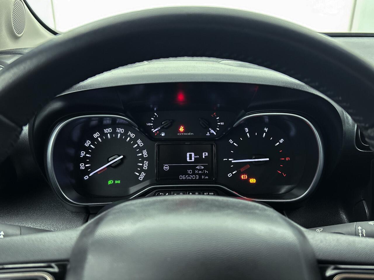 Citroen C3 Aircross 130 PK automaat Shine | Rijklaar | Parkeersensoren | Navigatie |