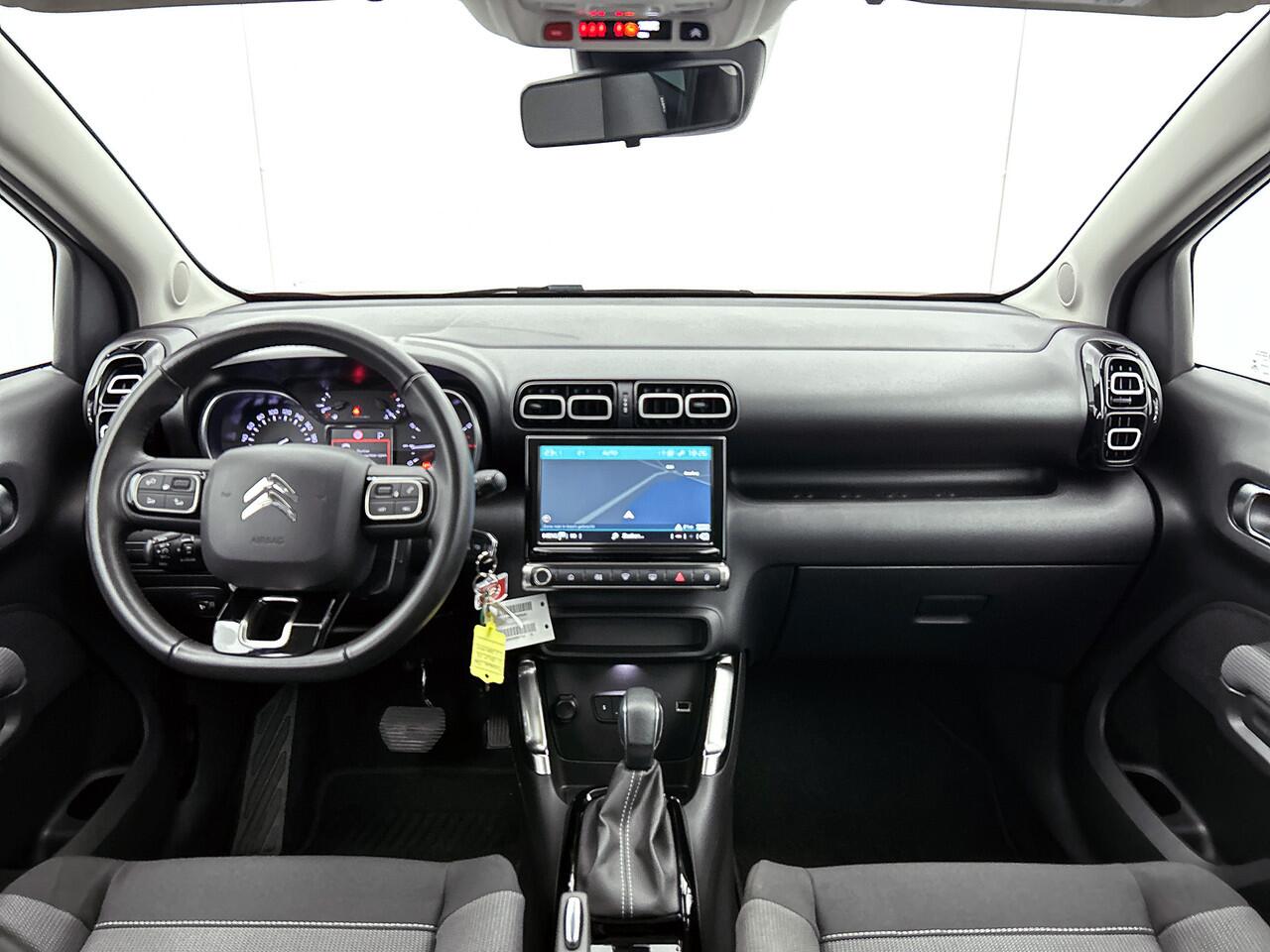 Citroen C3 Aircross PureTech 130 EAT6 Automaat Shine | Rijklaar | Navigatie | 4 Seizoenen banden |