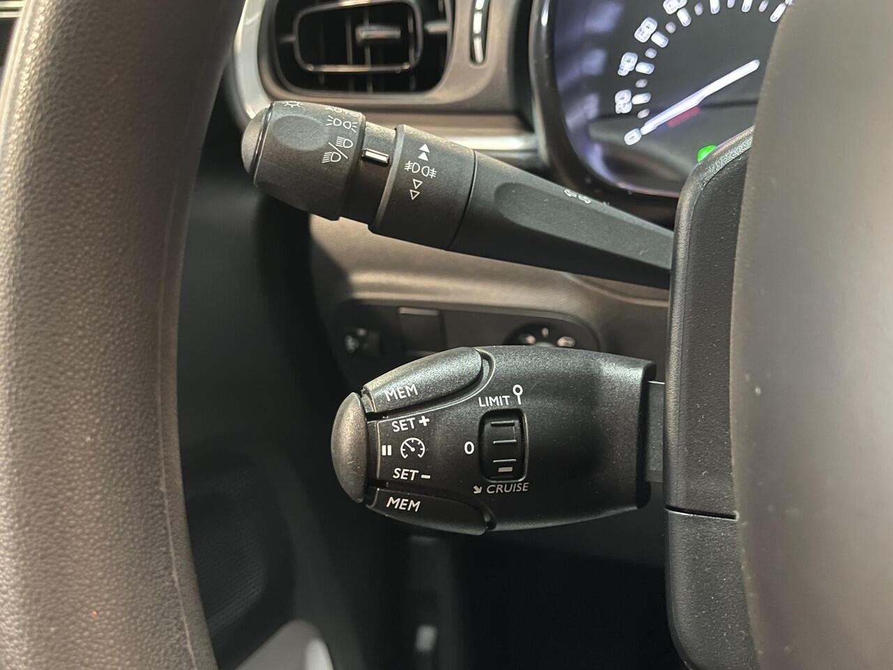 Citroen C3 1.2 PureTech Feel 16"/Navigatie/LED/Android Auto & Apple Carplay/Climate/Cruise/PDC