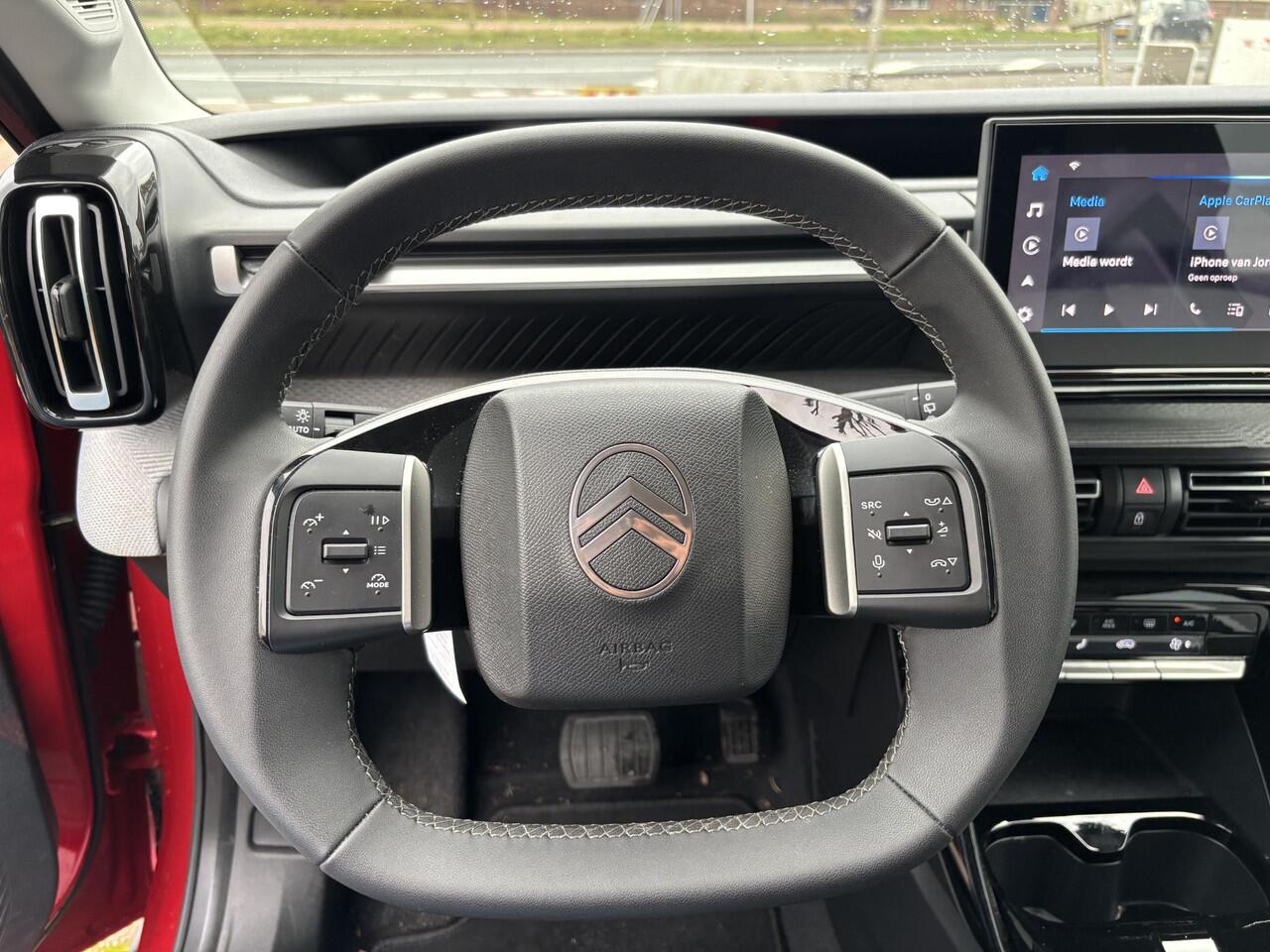 Citroen C3 Ë-C3 Max 113pk 44 kWh ALL-IN RIJKLAARPRIJS/Camera/Apple Carplay/Duo-Tone. Demonstratieauto