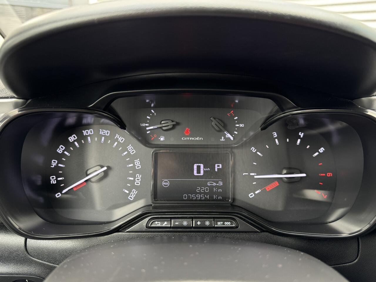 Citroen C3 1.2 PureTech Feel Automaat Clima Navi Camera Led CarPlay