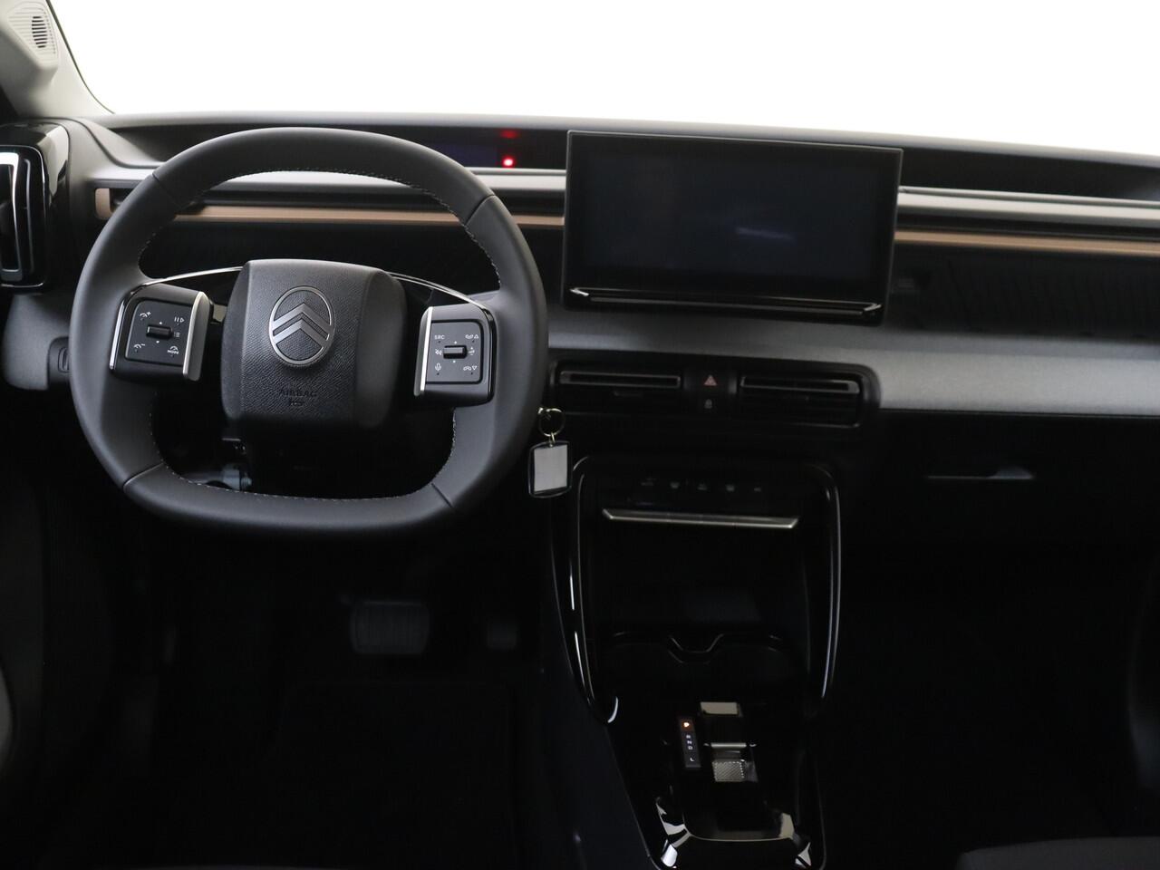 Citroen C3 Aircross 1.2 Hybrid 145pk Plus | Parkeercamera | Climate Control | Apple Carplay