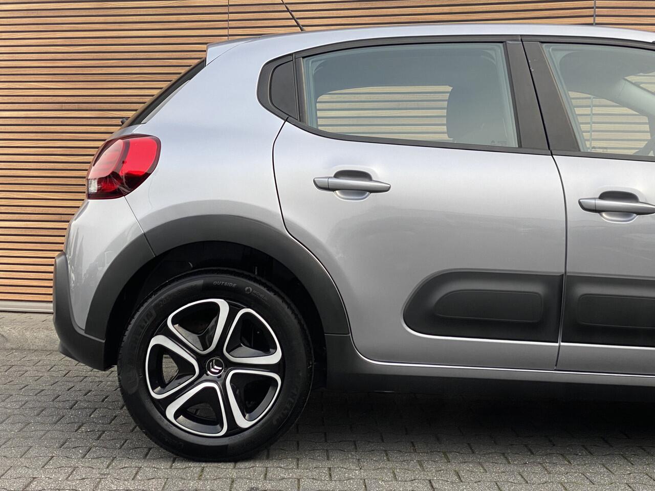 Citroen C3 1.2 PureTech Plus Navigatie / DAB / Parkeersensor achter