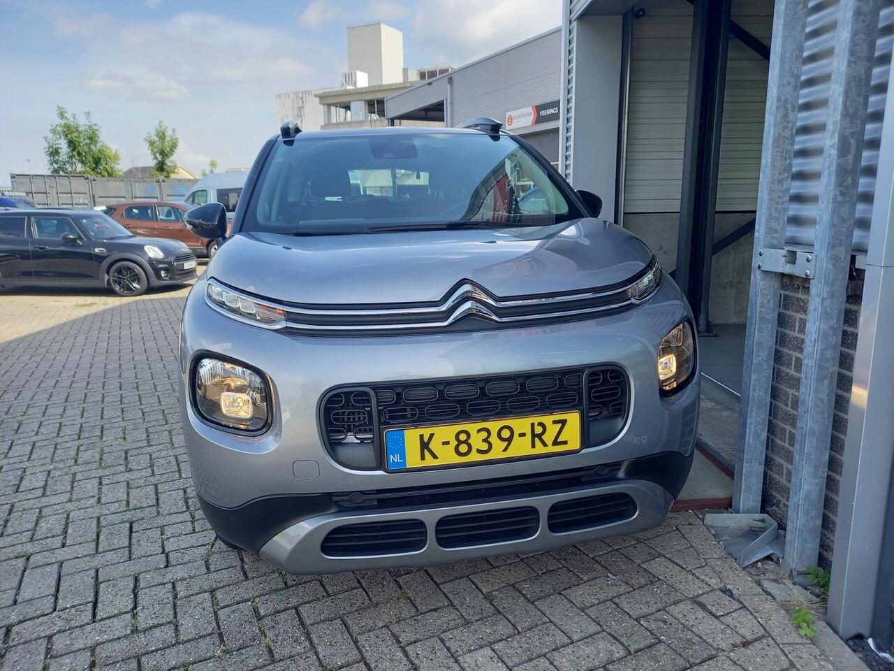 Citroen C3 Aircross 1.2 110PK PureTech S&S Feel CARPLAY / ANDROID - PDC - NL AUTO -