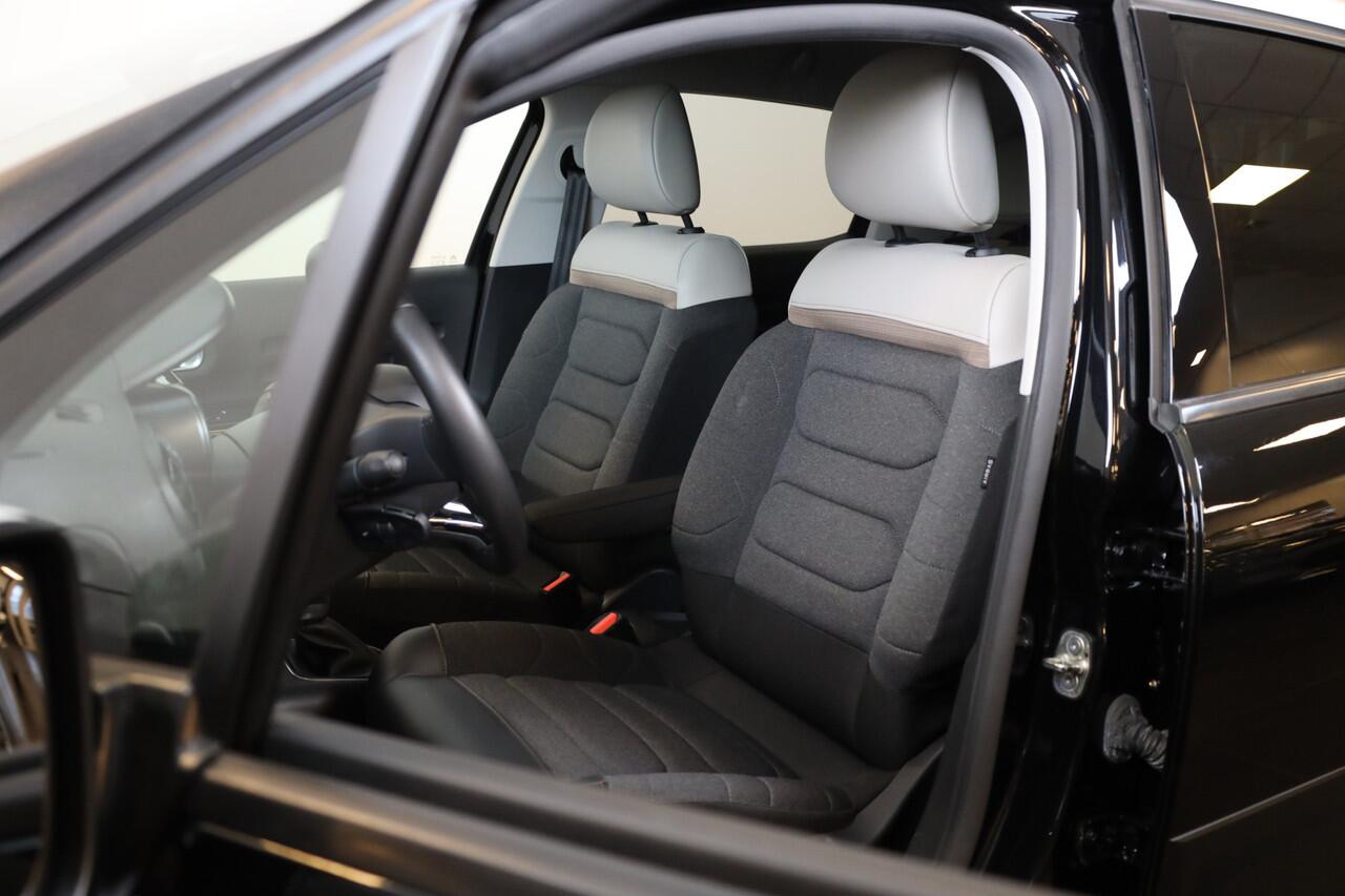 Citroen C3 PT 110 Shine Automaat-6 Carplay | Leder | Lichtmetaal | Navi | Camera