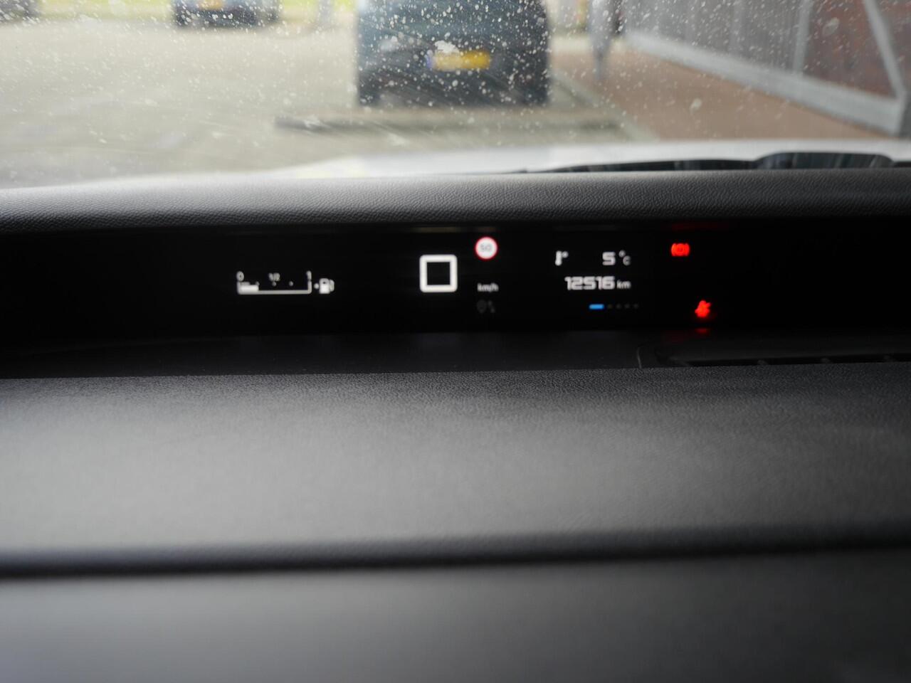 Citroen C3 1.2 Turbo 100pk Plus | Cruise control | Airco | Parkeersensoren achter | Regensensor | Elektrische ramen voor | Led koplampen | Apple carplay/Android auto