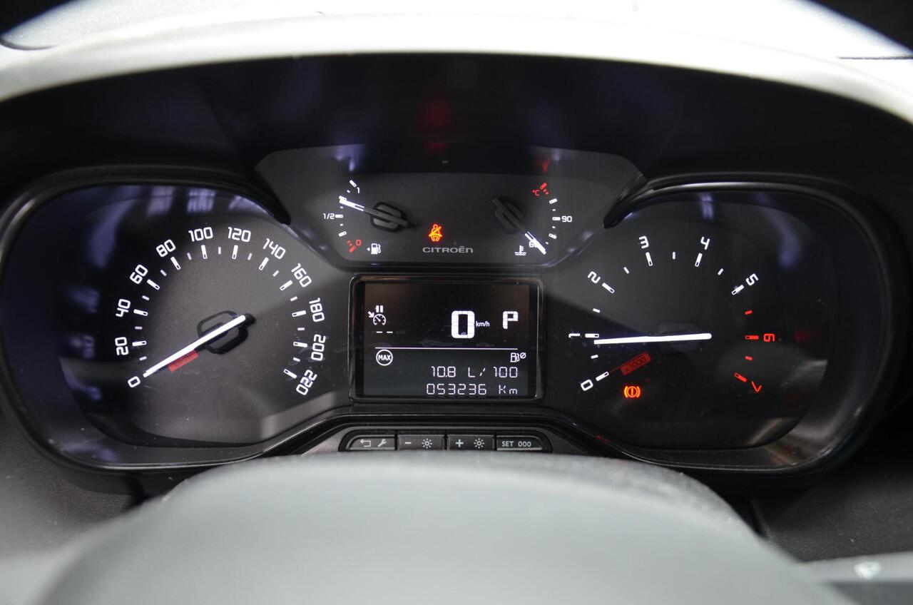 Citroen C3 Aircross 1.2 PureTech C-Series Apple Carplay/Android Auto/Ecc/Pdc/Stoelverwarming/Cruise control/Lmv/Achteruitrij-Camera