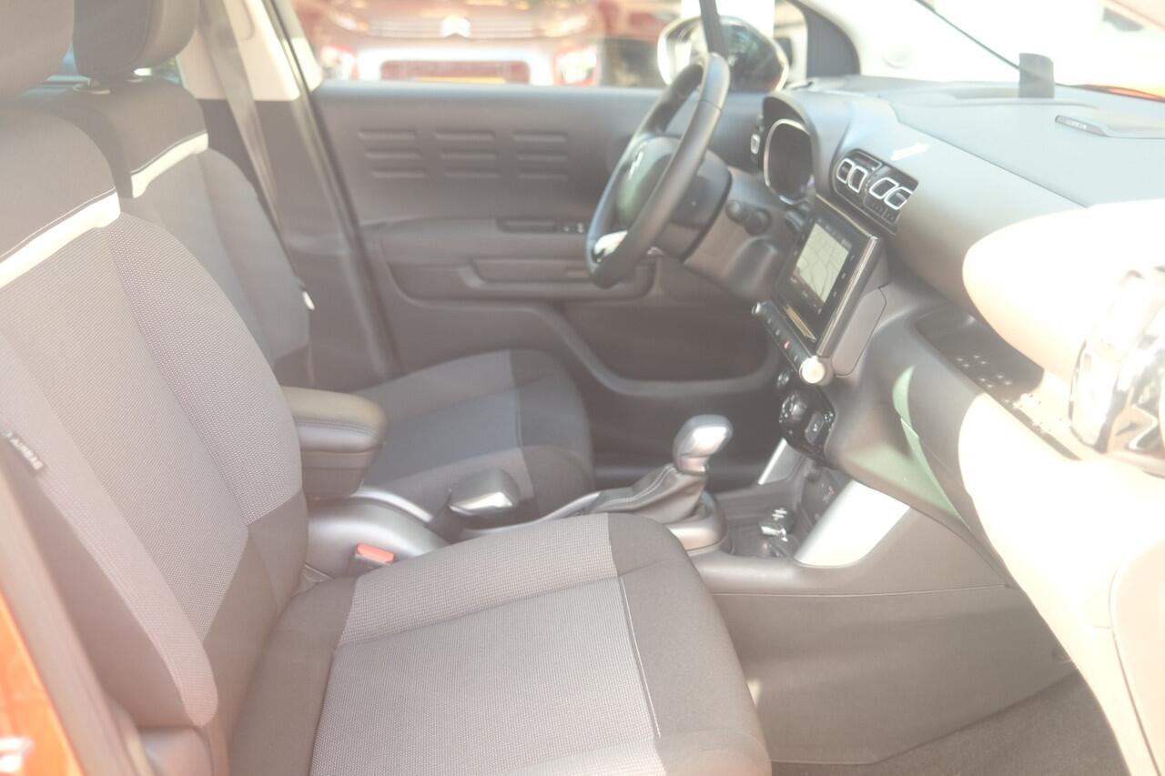 Citroen C3 Aircross PT 130 Automaat-6 Shine Navi | HUD | Camera | Parkeersensoren v+a