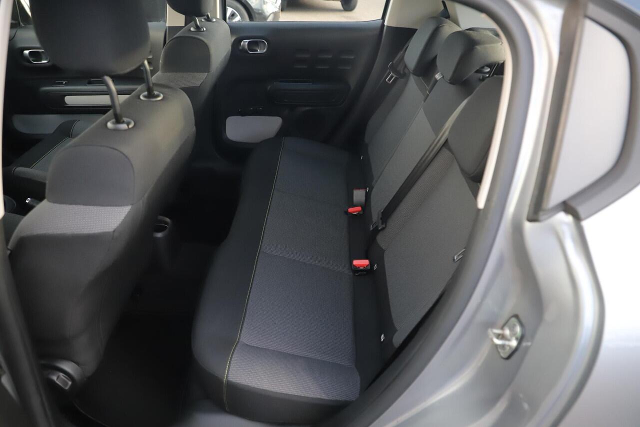 Citroen C3 1.2 PureTech Feel Navigatie Carplay Android Climate Cruise Control Rijstrooksensor Parkeersensor All-season banden!