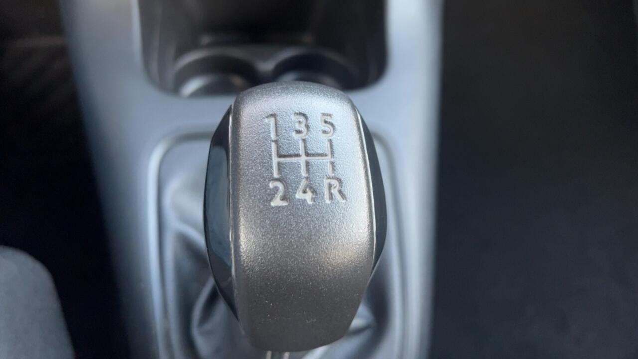 Citroen C3 1.2 PT S&S Feel Ed. Navigatie, Cruise