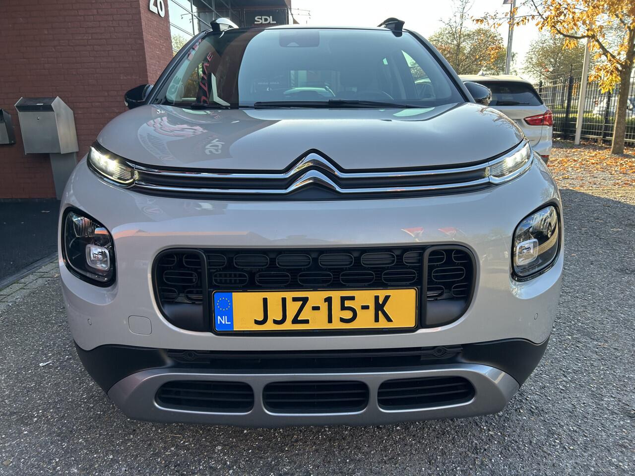 Citroen C3 Aircross 1.2 PureTech S&S Shine // TREKHAAK // NAVI // CLIMA // PDC // CRUISE // APPLE CARPLAY / ANDROID AUTO //