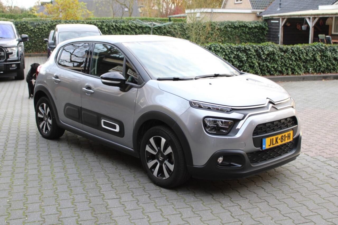 Citroen C3 1.2 PureTech Shine - Carplay Navi DAB Stoelverwarming 24.000 KM