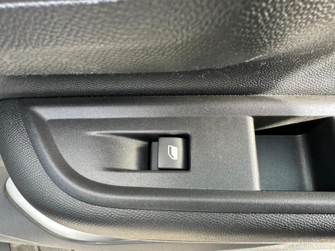 Citroen C3 1.2 Turbo You nieuw model !! Airco 101 PK