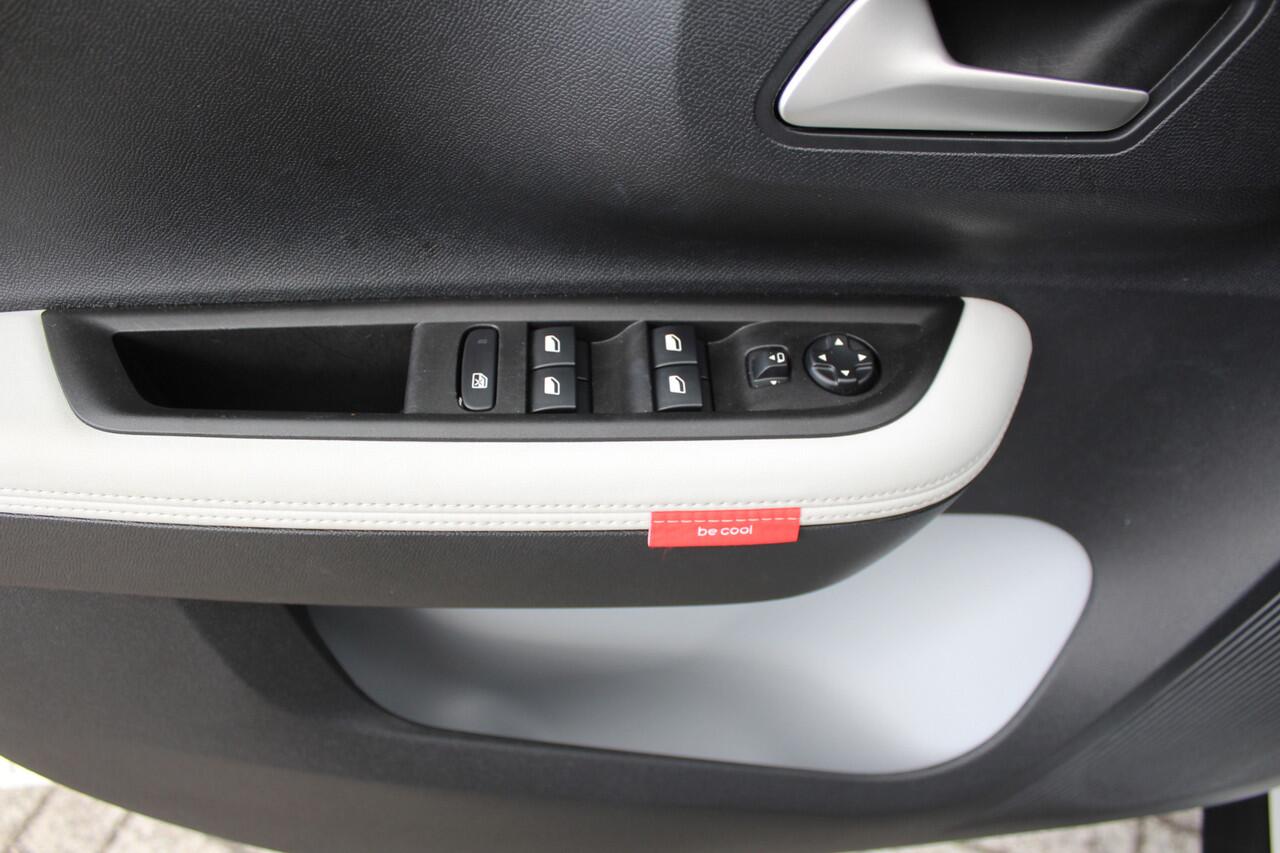 Citroen C3 Ë-C3 Max 113pk 44 kWh Clima-Cruise-Navi-Camera