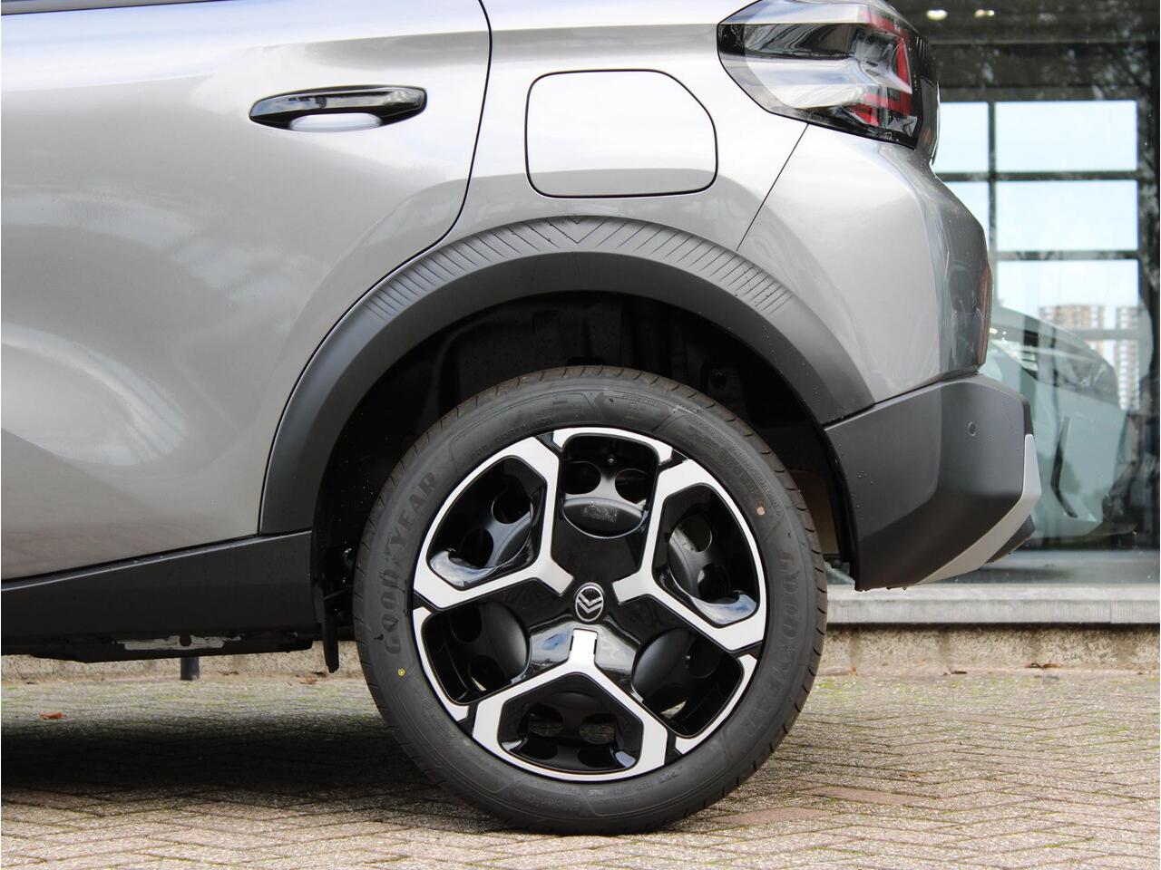 Citroen C3 HYBRID 110 PLUS VOORRAADKORTING