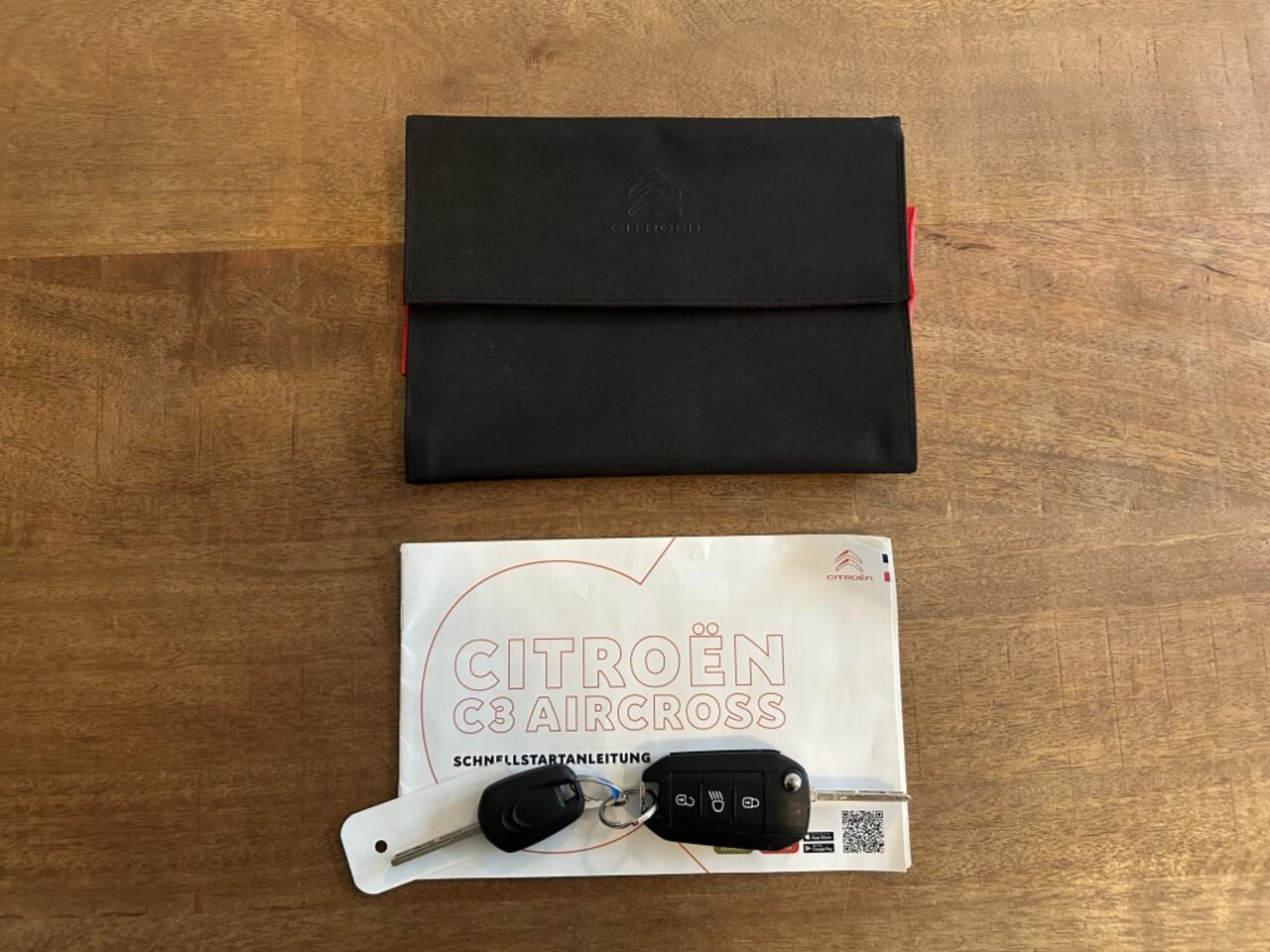 Citroen C3 Aircross 1.2 110pk Shine Navi, Carplay, LMV, Stoelverw.