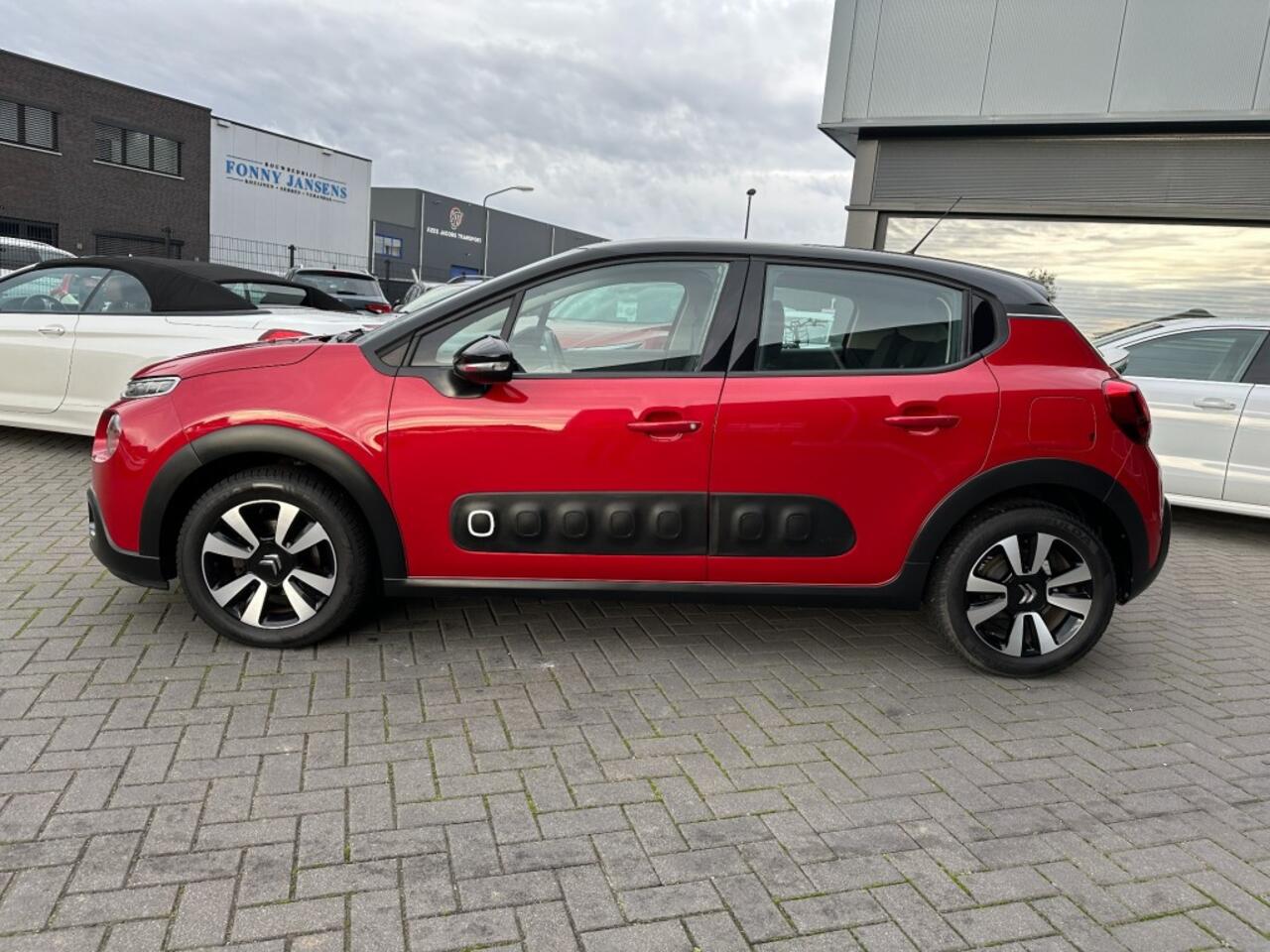 Citroen C3 1.2 PureTech S en S Shine Navigatie Clima
