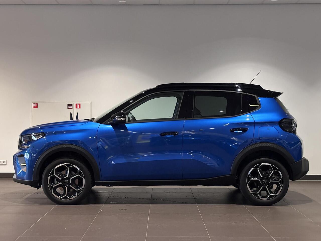 Citroen C3 Max 1.2 Hybrid 110pk e-DCS6 | VERHOOGDE INSTAP | TWO-TONE! | NAVI | CAMERA | CLIMA | ISOFIX | LM-VELGEN |