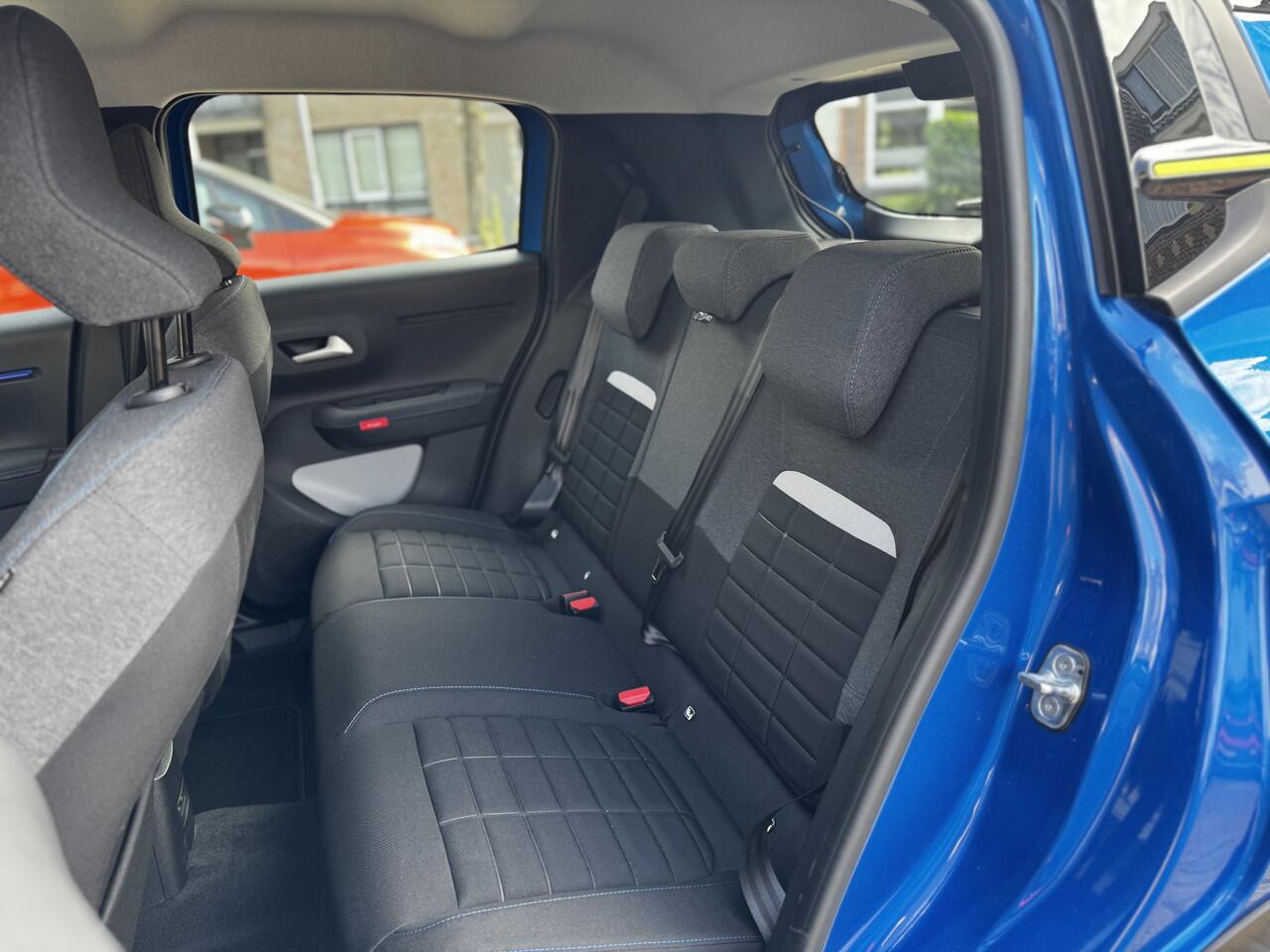 Citroen C3 Turbo 100 Plus Carplay/Android Auto | 2-Tone | Parkeersensoren