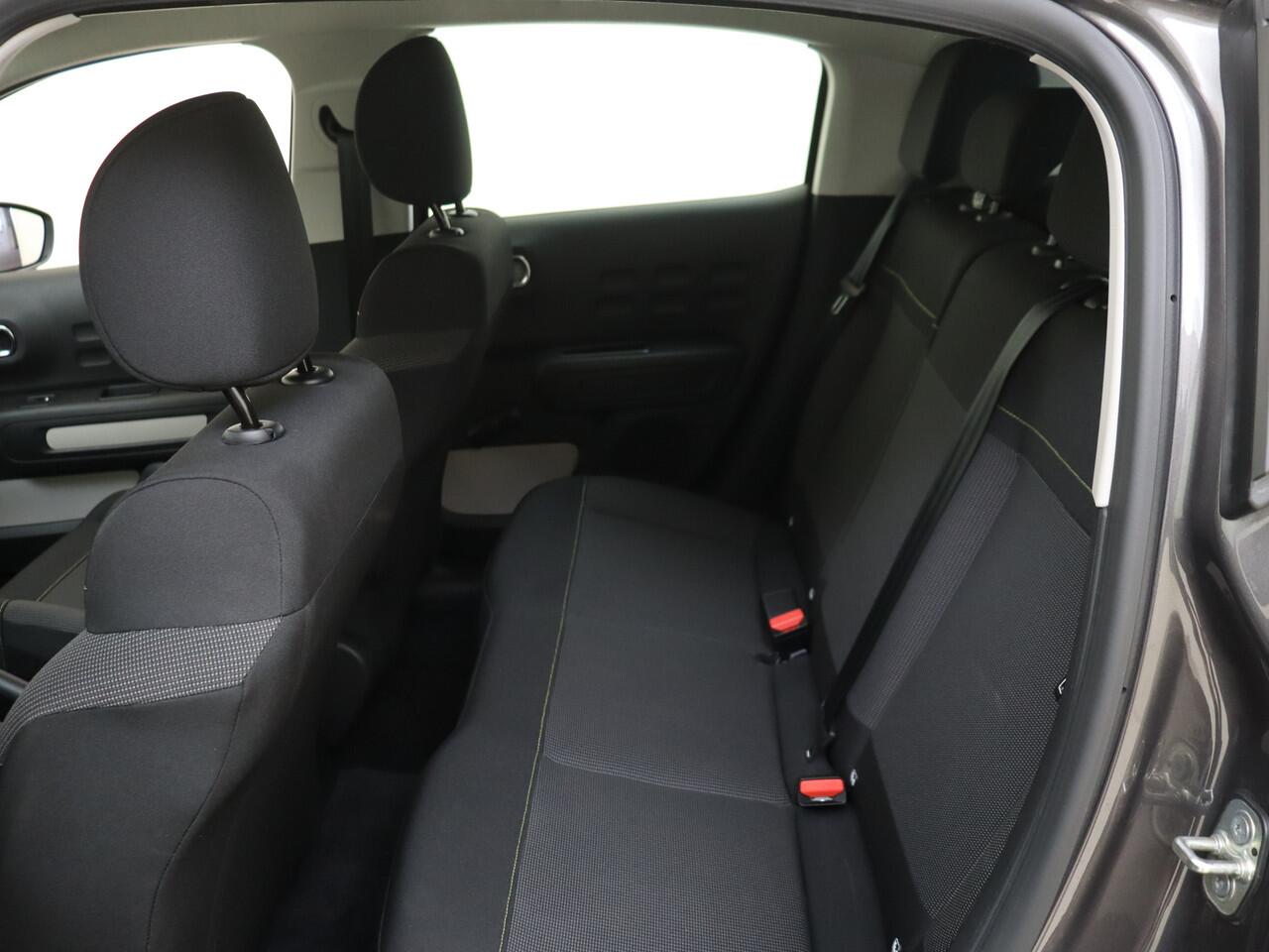 Citroen C3 1.2 PureTech Plus | Cruise control | Automatisch dimmende binnenspiegel | Centrale deurvergrendeling met afstandsbediening UITVERKOOP!!!