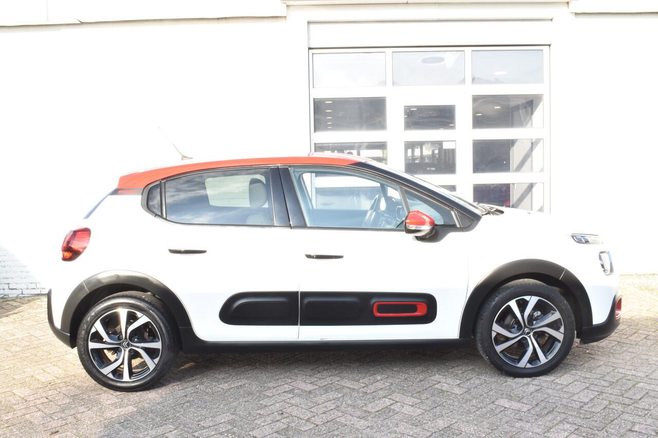 Citroen C3 PureTech 110 Shine Navi | Airco | Camera achter | 17 Inch velgen |