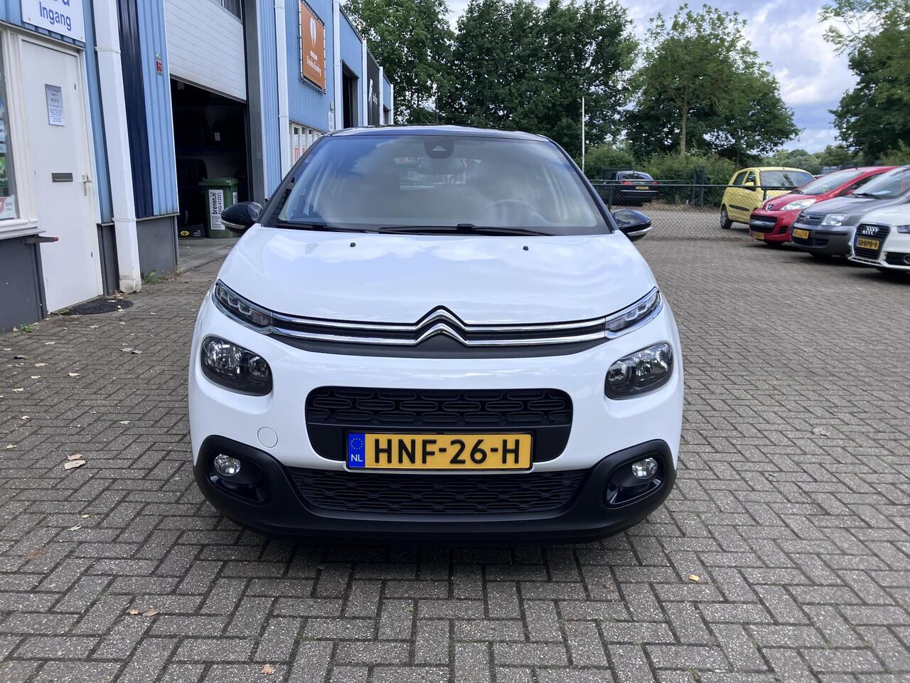 Citroen C3 1.2 PureTech S&S Shine Pano Navi-carplay Pdc