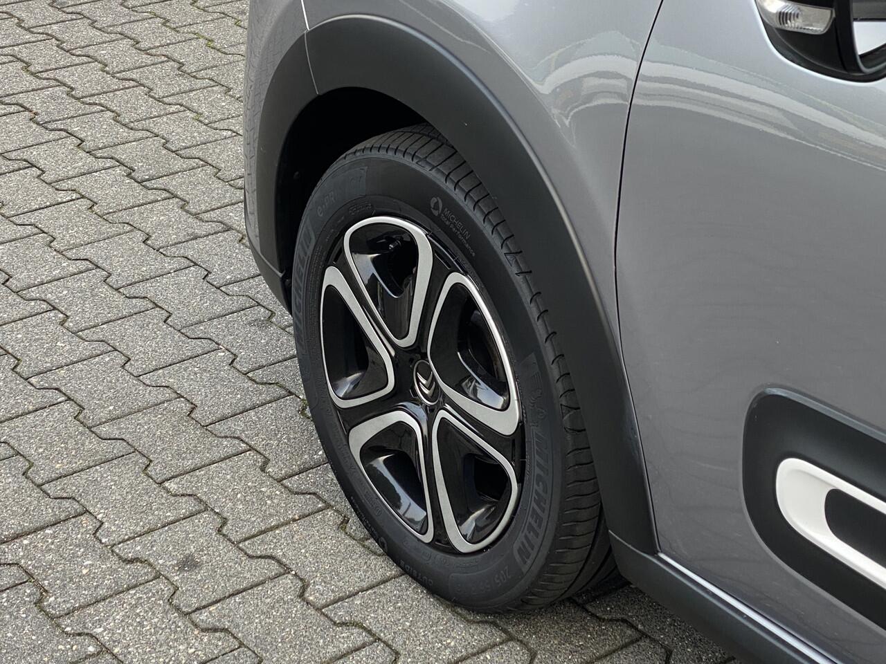 Citroen C3 1.2 PureTech Plus Navigatie / DAB / Parkeersensor achter