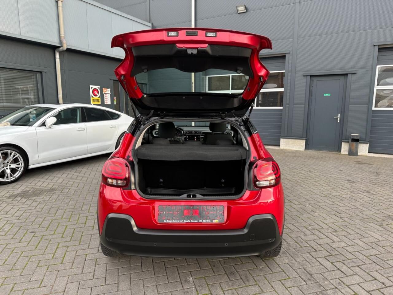 Citroen C3 1.2 PureTech S en S Shine Navigatie Clima