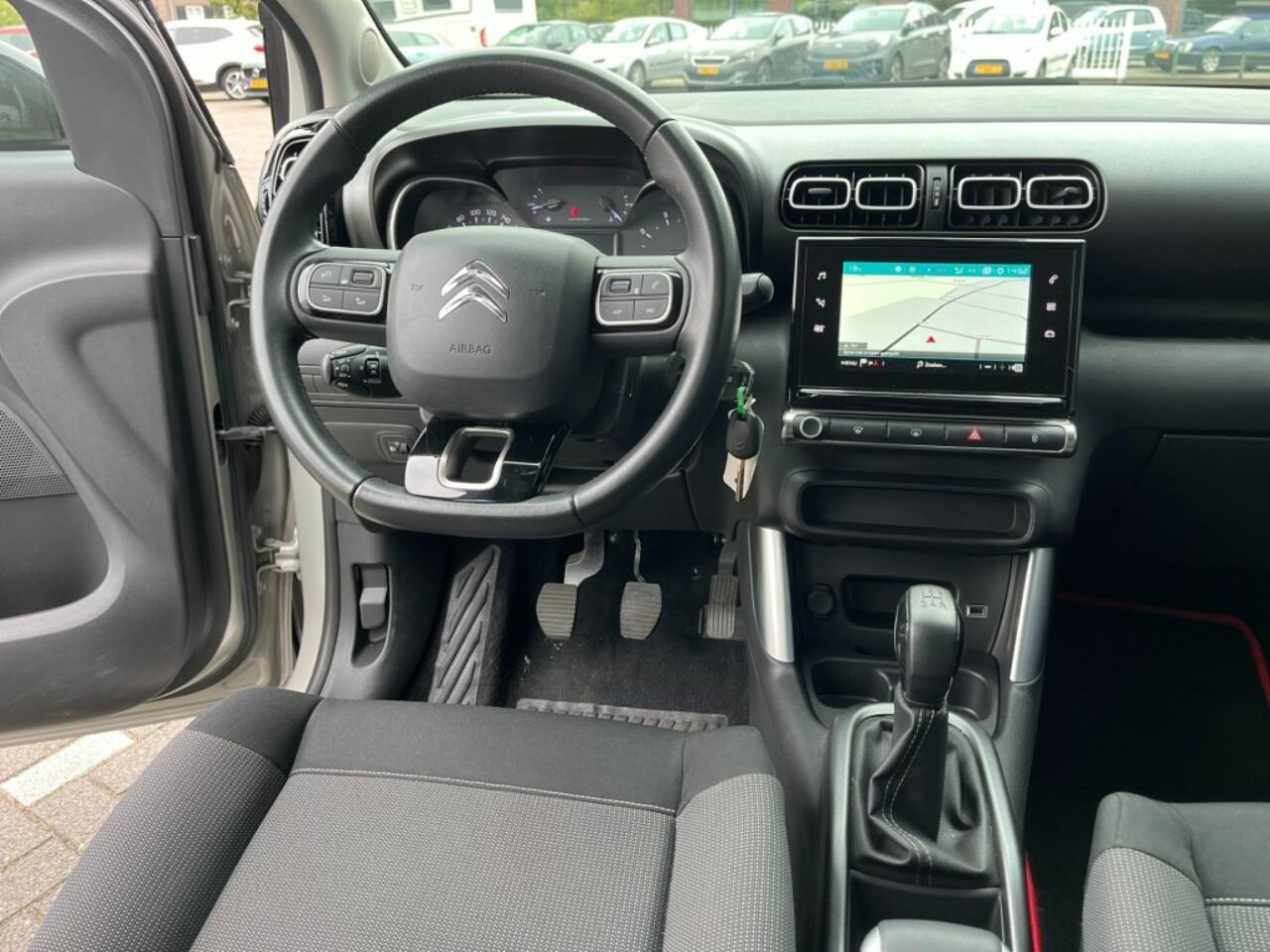 Citroen C3 1.2 PureTech Navi Carplay Led Airco bj2019