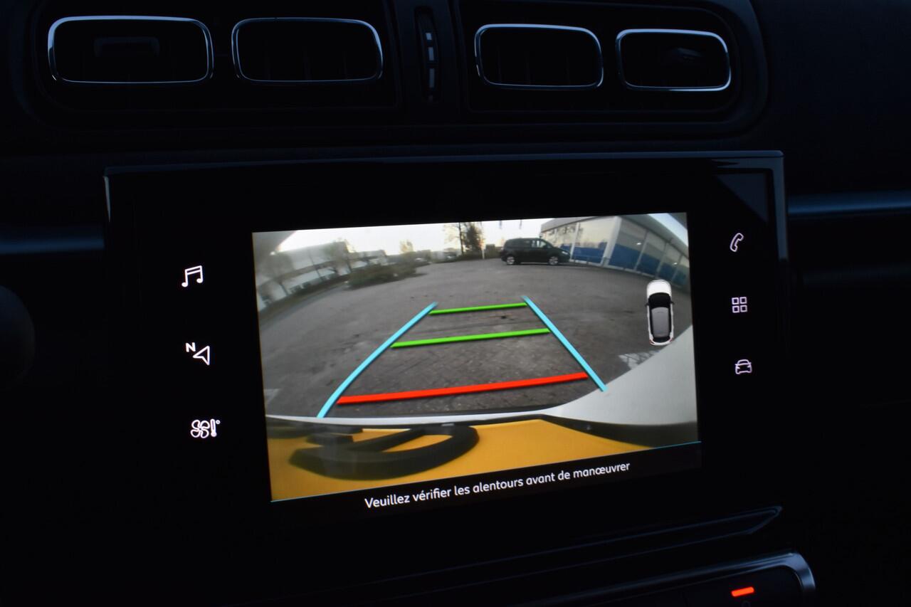 Citroen C3 PureTech 110 Shine | Elle Navigatie | Camera Achter | Airco | Parkeerhulp | LM Velgen |