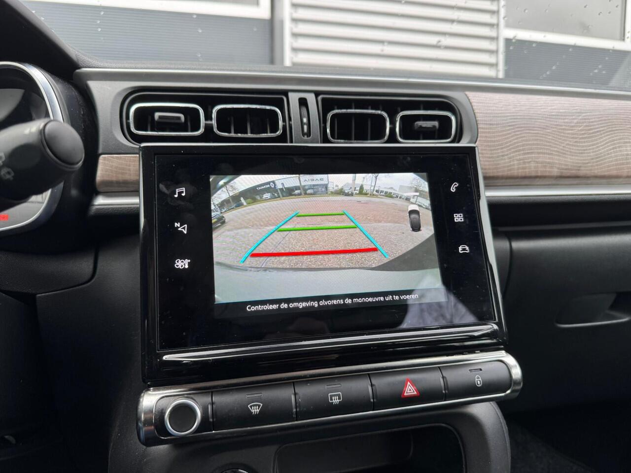 Citroen C3 1.2 Shine |Camera |Houten afwerking |DAB |Cruise |Navi