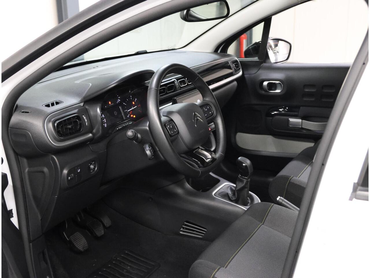 Citroen C3 1.5 BlueHDi S&S Feel | AppleCarplay/AndroidAuto | Camera | Cruise Control | Climate Control | Navigatie |16"LMV | Isofix | Parkeersensoren |