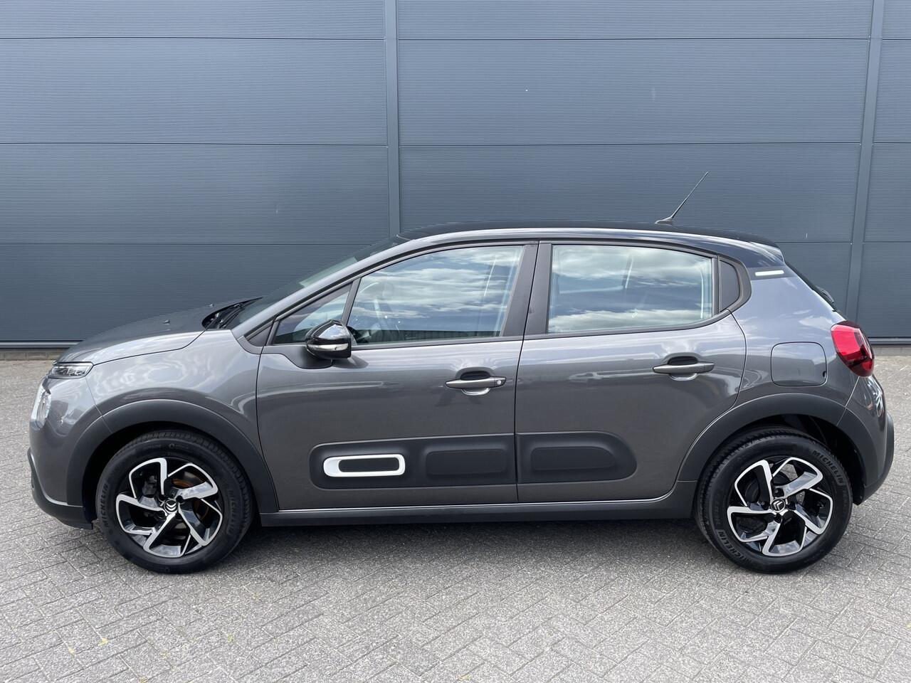 Citroen C3 82pk Shine (Camera - Navigatie - Automatische Airco - Apple Carplay - LED - Lichtmetalen velgen)