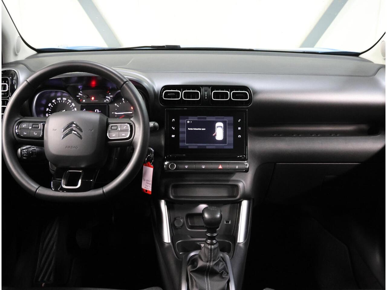 Citroen C3 Aircross 1.2 110PK Shine | 1ste eigenaar | AppleCarplay/AndroidAuto | Cruise Control | Climate Control | Navigatie | 16"LMV | Isofix | Privacy Glass | Parkeersensoren |