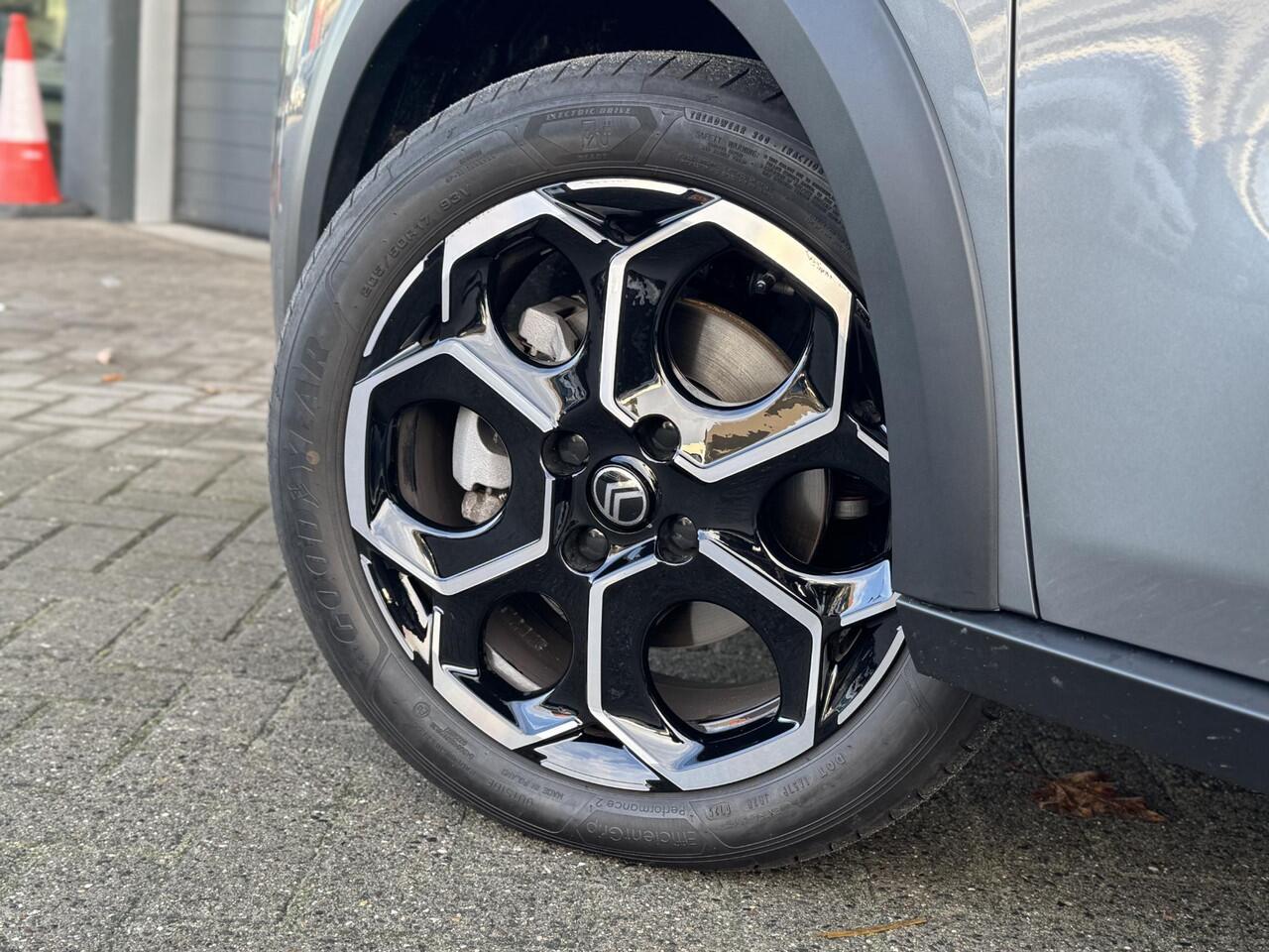 Citroen C3 1.2 Turbo 100pk Max | NAVI | CAMERA | APPLE CARPLAY / ANDROID AUTO | 17" LM-VELGEN | EXTRA GETINTE RAMEN | CRUISE CONTROL | CLIMA